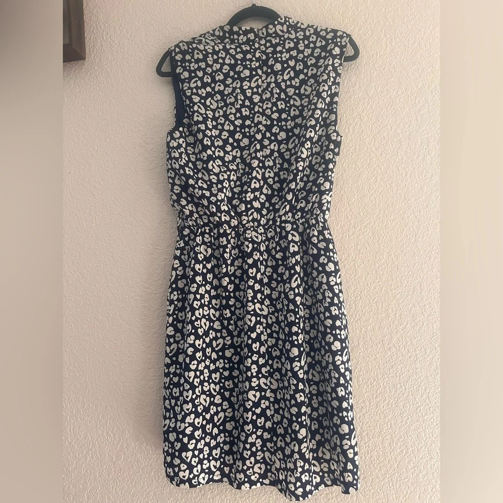 ELIZABETH CROSBY Elegant Black and White Heart Midi Dress - Picture 2 of 6